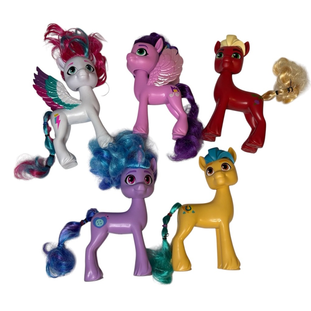 My Little Pony Shining Adventures Collection Figures
